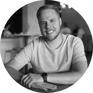 Headshot of Dan Sheard