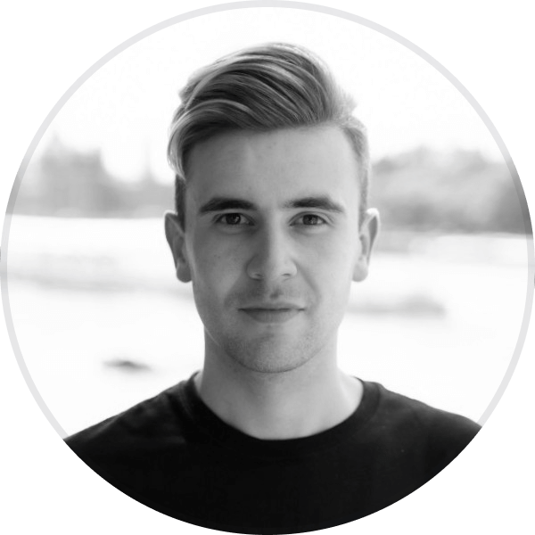 Headshot of Nic Dunn
